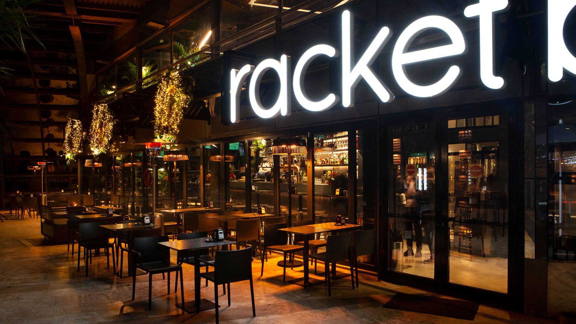 Racket Bar